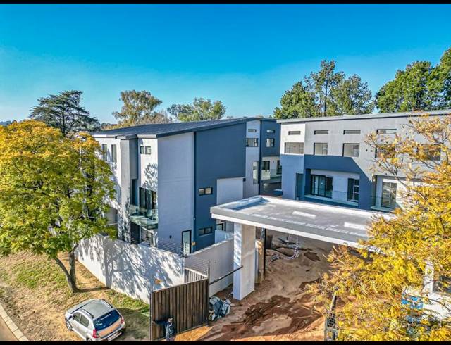 3 BEDROOM HOUSE FOR SALE IN HURLINGHAM